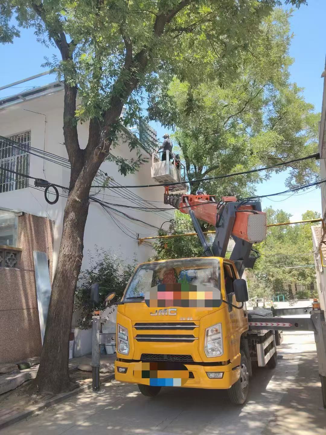 盐池县高空作业车能吊装重物吗？最大承载多少公斤？